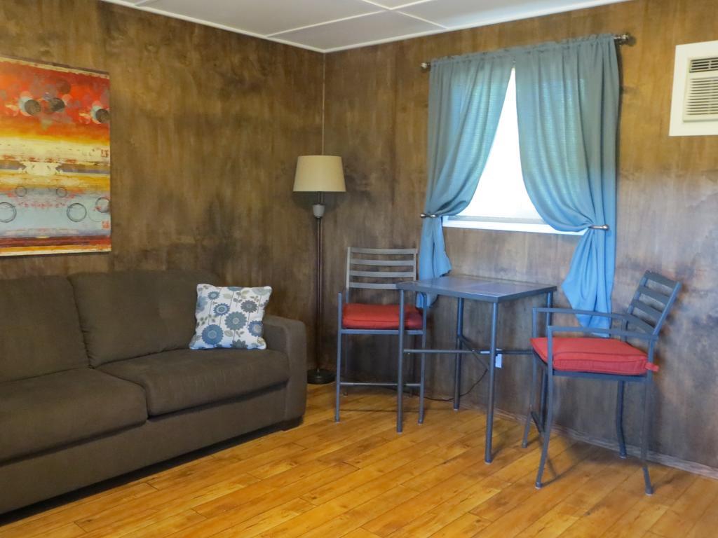 Orchard View Bed And Breakfast Муус Джоу Екстериор снимка
