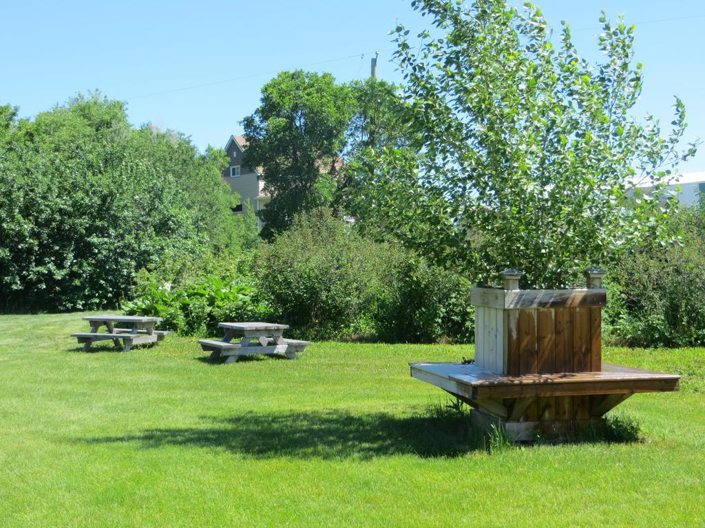 Orchard View Bed And Breakfast Муус Джоу Екстериор снимка